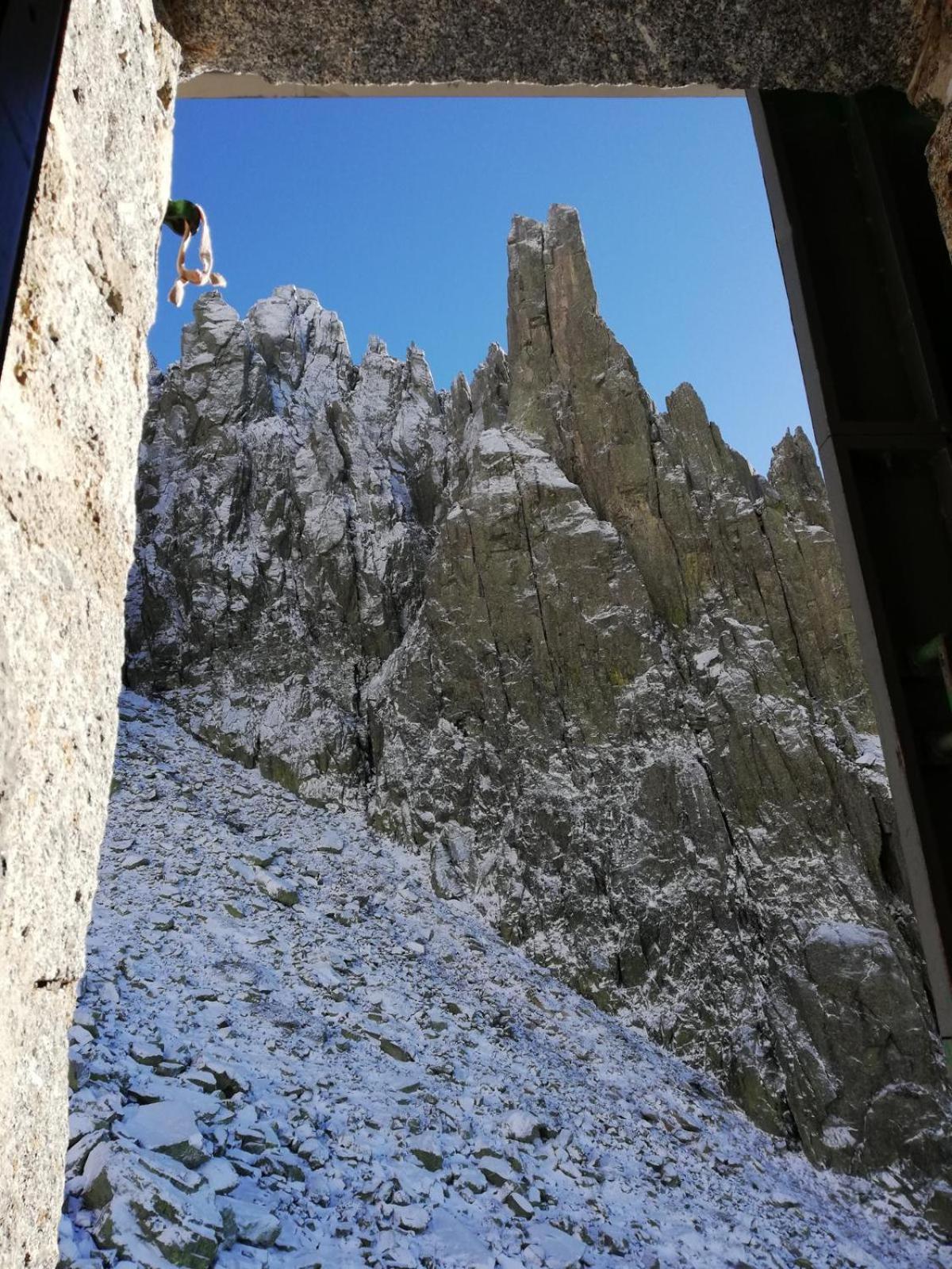 Hostal Cielo De Gredos Guisando Exterior photo